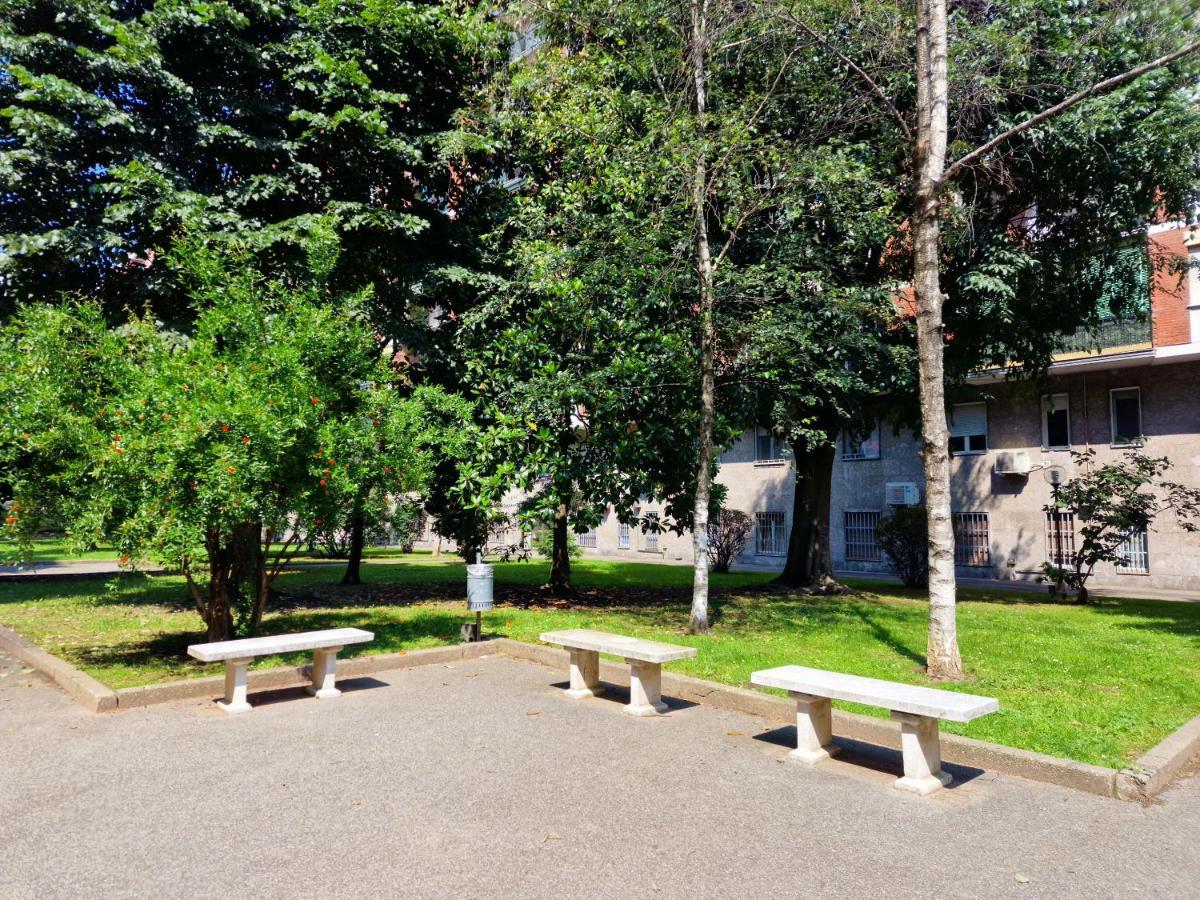 Apartamento Giardino Sul Naviglio Milán Exterior foto